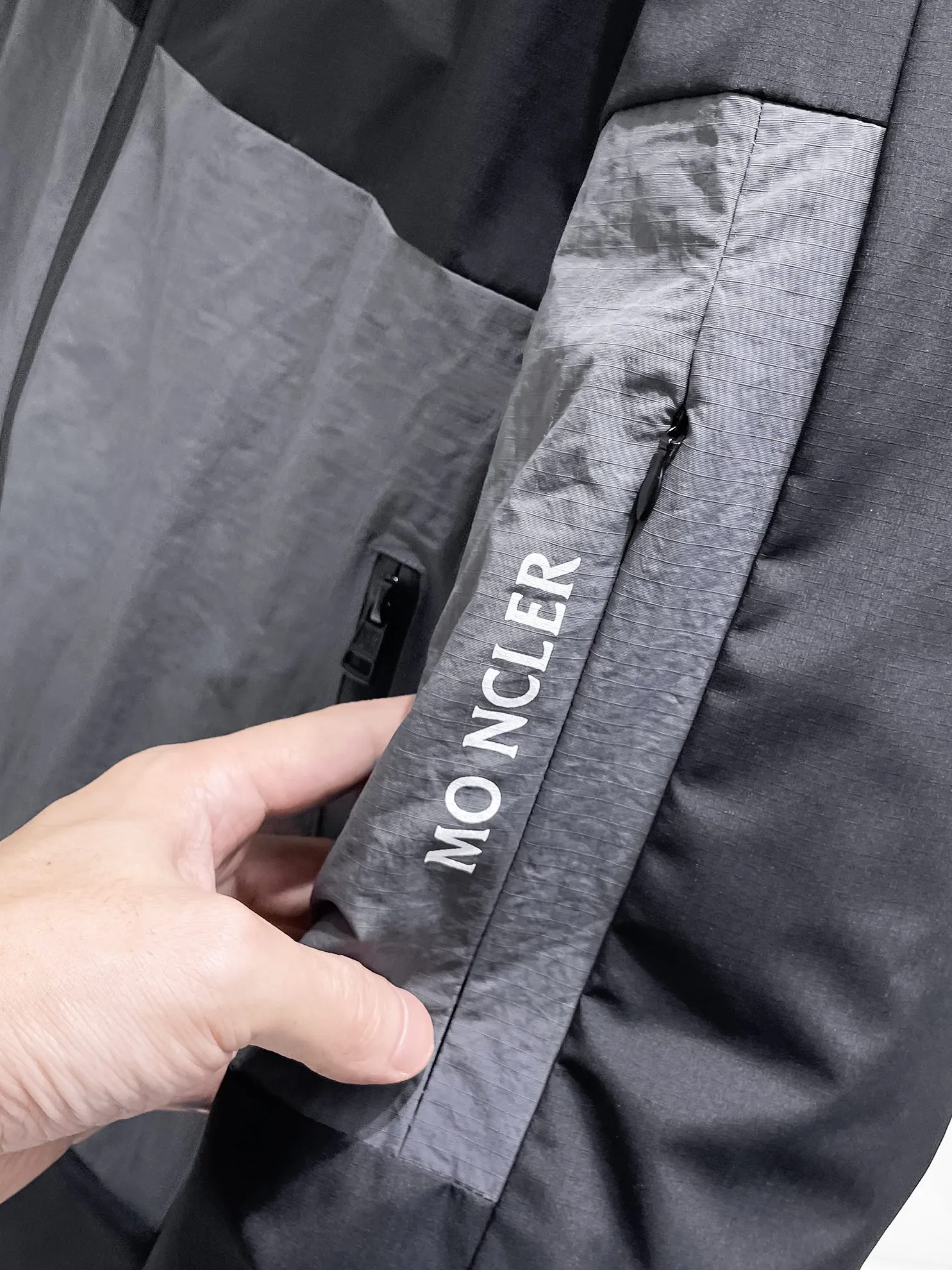 2026 New Arrival 。 Premium ， 90 Classic Logo ， ， ，Lightweight ， ， ！ ， ！ ， ， ， 。 ， ， ， ， ， 。 ！ Same Style Series！Sizes：M-3XL